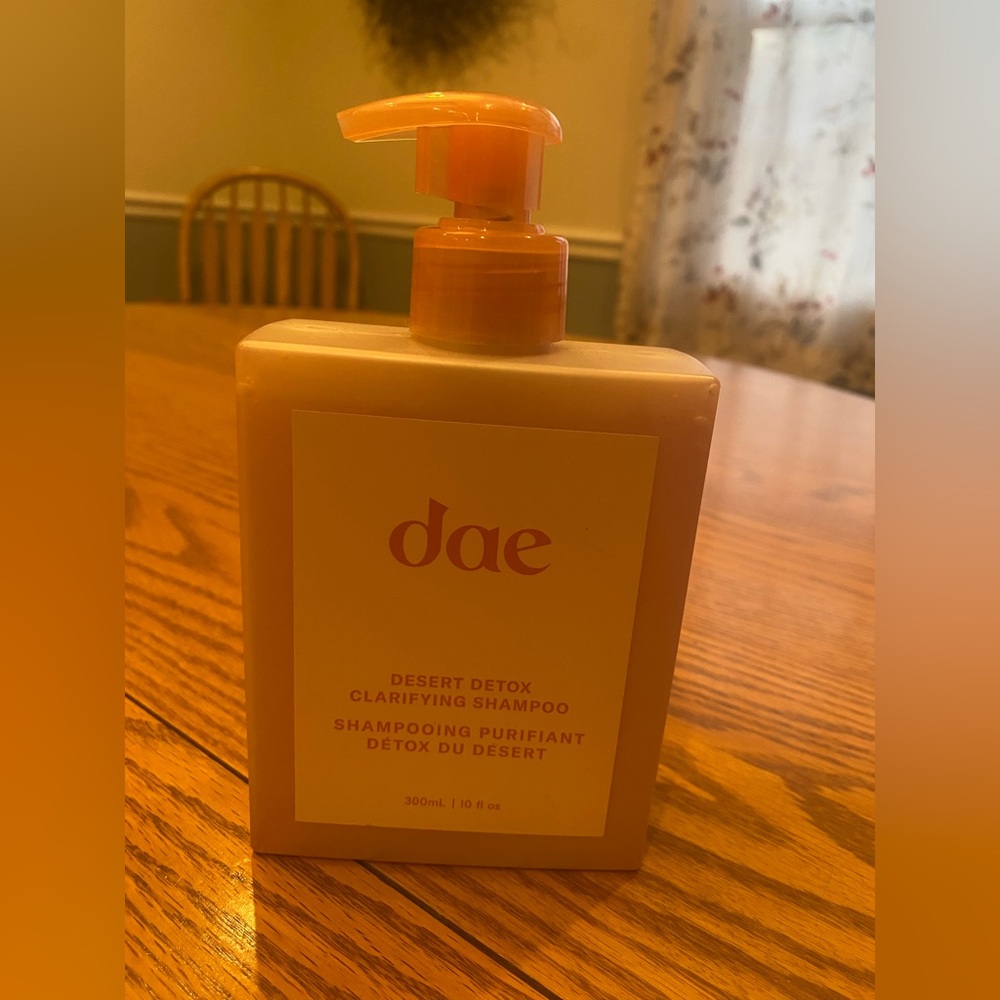 Brand New Dae Desert Detox Clarifying Shampoo 10oz